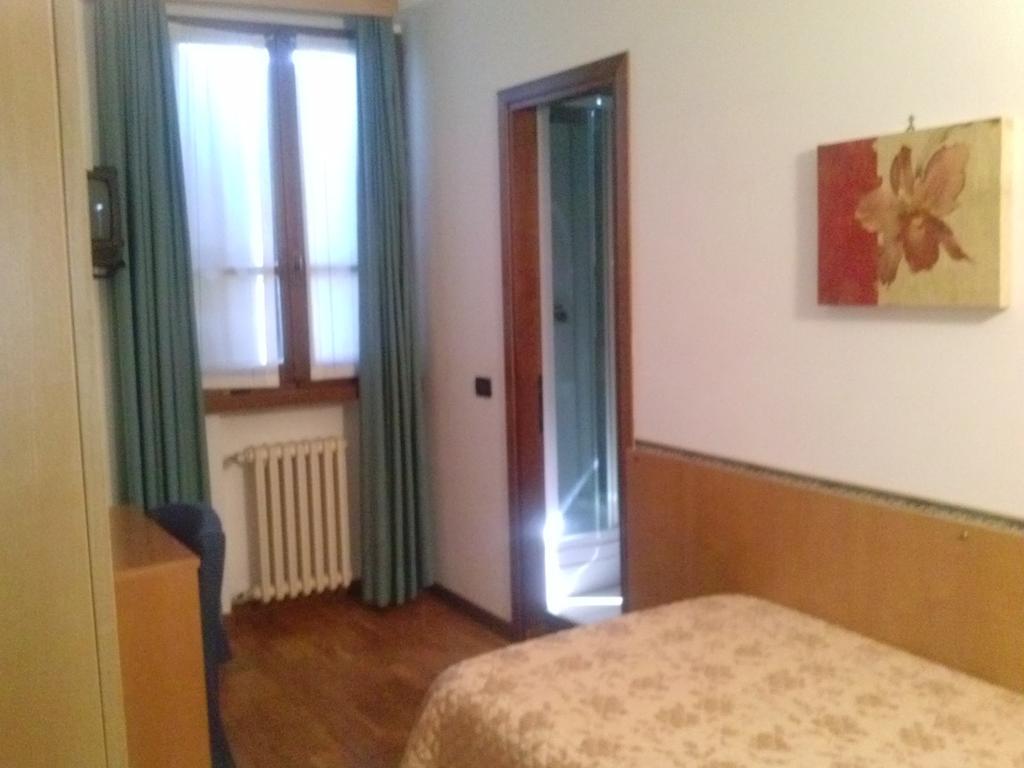 La Vela Hotel 3*